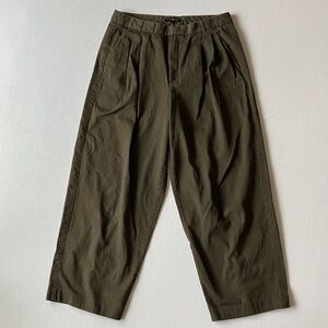 Banana Republic Olive Green Pleated Relaxed Trousers